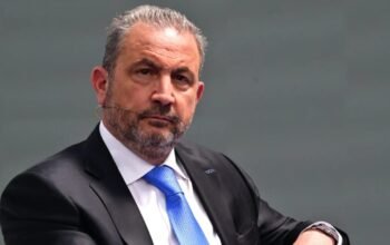 ΕΕ: Προς αναβολή οι κανόνες για τις εκπομπές μεθανίου ενόψει κλιμάκωσης του ανταγωνισμού για το LNG – Επιβεβαίωση Εξάρχου