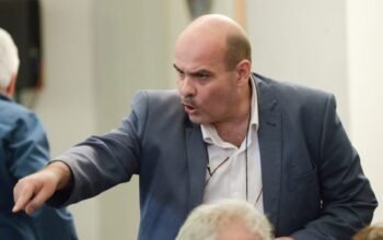 O Μιχελογιαννάκης θέλει τώρα να επιστρέψει στο ΠΑΣΟΚ!