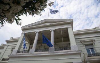 «Προκλητική μονομερής ενέργεια»: Απάντηση της Αθήνας στην τουρκική NAVTEX σε κυπριακά ύδατα