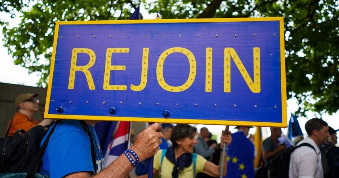 Βρετανία: Το 49% θέλει επιστροφή στην ΕΕ – Τι δείχνει νέα μεγάλη δημοσκόπηση