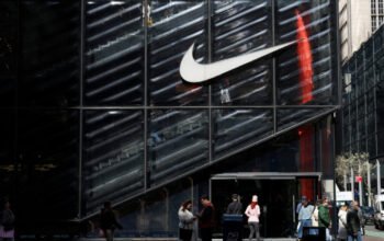 Η Nike αλλάζει μοντέλο: Μεταφέρει παραγωγή κοντά στις αγορές-στόχους και μειώνει προσωπικό 