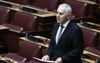 Συνάντηση Ανδρουλάκη – Αποστολάκη τη Δευτέρα