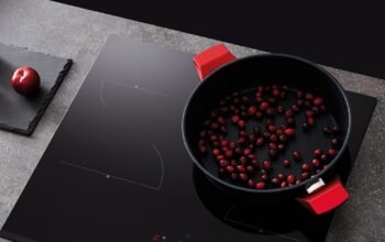 Η ΠΥΡΑΜΙΣ του Νίκου Μπακατσέλου συγκεντρώνει παραγωγή στη Θεσσαλονίκη – Η μεταφορά της πρώην Πίτσος και τα μεγέθη