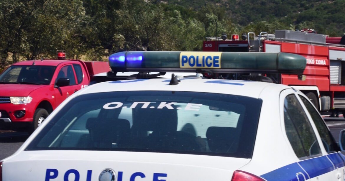 Συναγερμός στην Καλλιθέα: Εντοπίστηκαν φιαλίδια με επικίνδυνη ουσία – Εκκενώθηκαν 2 πολυκατοικίες