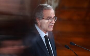 Σαμαράς: «Είναι υποχρέωσή μου να συνεισφέρω στην πατρίδα»