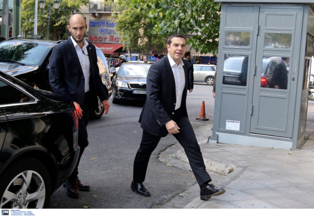 Τελεσίγραφο ΣΥΡΙΖΑ σε 12 βουλευτές και προειδοποίηση σε Τσίπρα: Θα είσαι «πολιτικός κλεπταποδόχος»