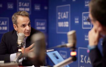Μητσοτάκης για ελληνοτουρκικά: Από τα «ήρεμα νερά» στο «ελαφρύ αεράκι» – τι θα γίνει με το καλώδιο