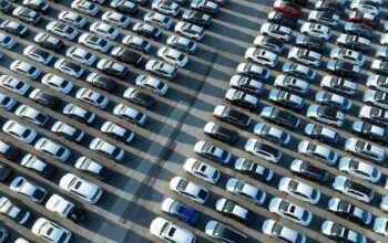 Έρχεται μείωση άνω του 50% στις εξαγωγές κινεζικών υβριδικών αυτοκινήτων προς την Ευρώπη
