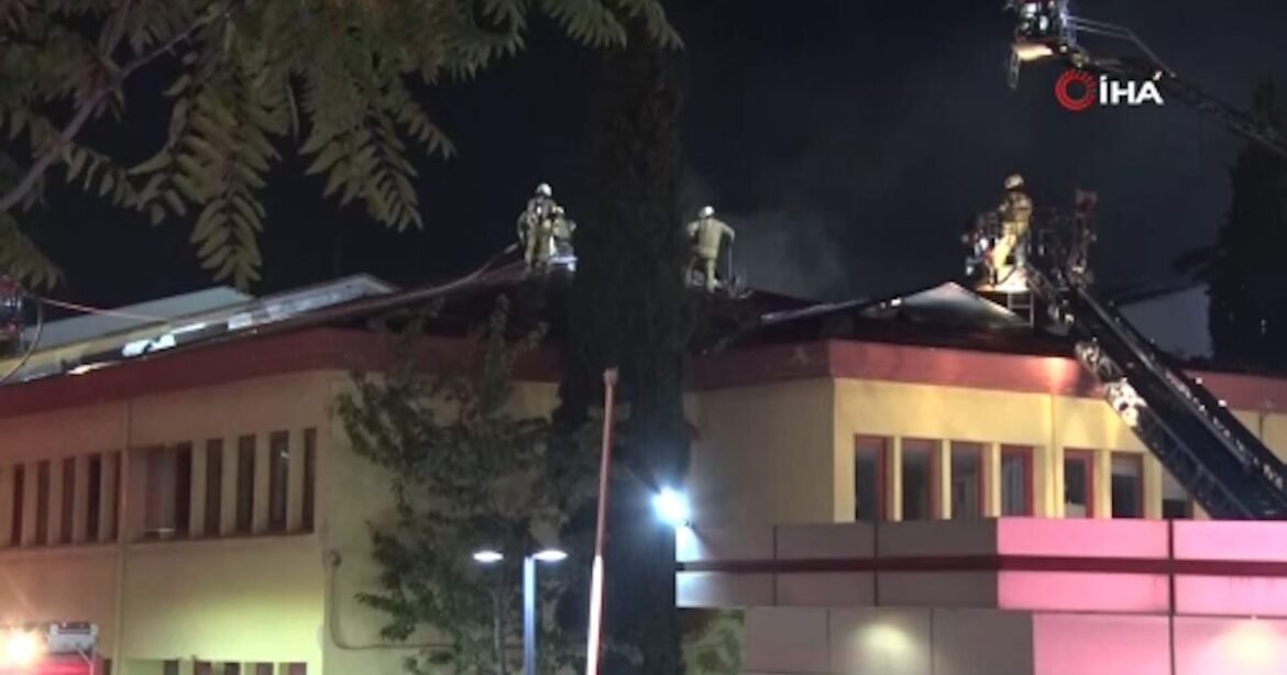 Φωτιά σε νοσοκομείο στην Κωνσταντινούπολη (βίντεο)