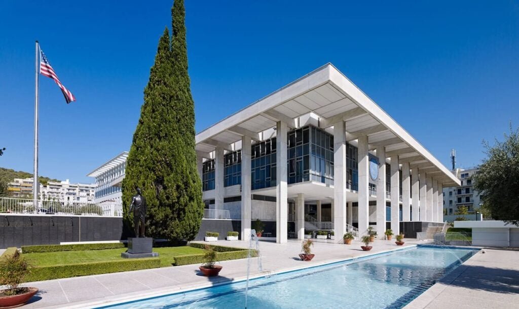 Μήνες αναμονής για τον νέο πρεσβευτή των ΗΠΑ στην Αθήνα – Ο ρόλος της Γερουσίας
