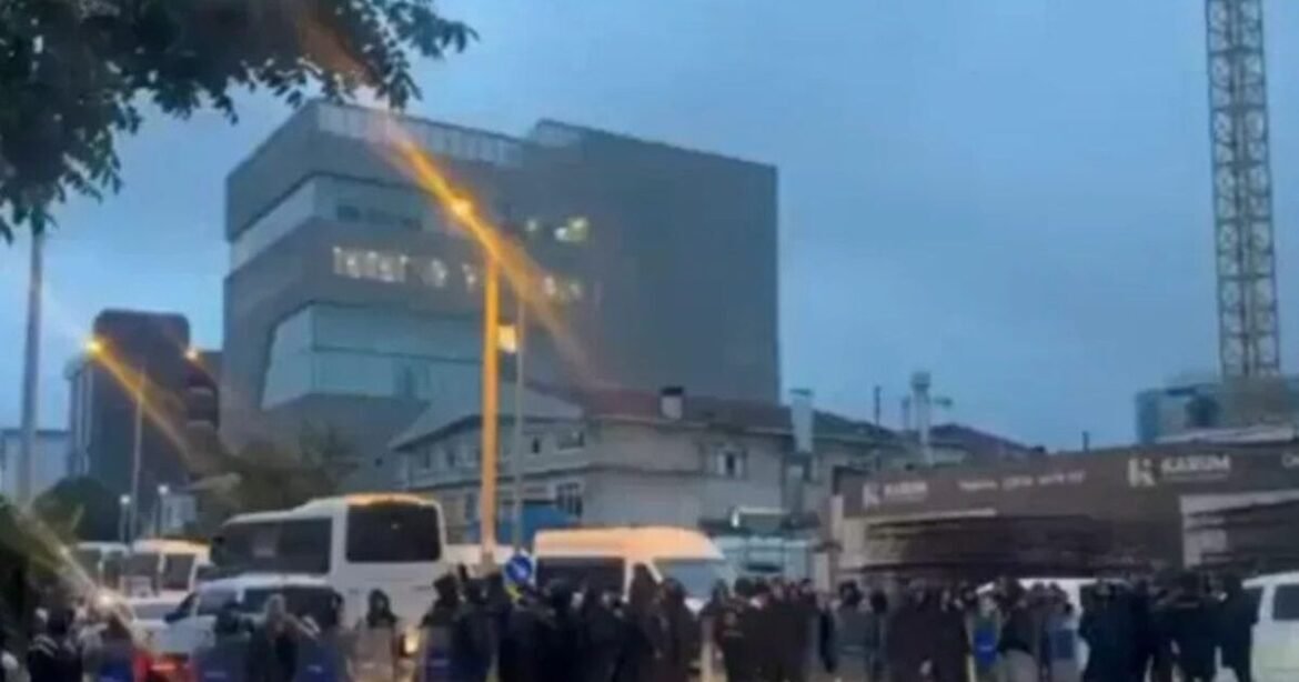 Τουρκία: Έφοδος της Αστυνομίας στο κανάλι Halk της αντιπολίτευσης – Έπεσε «μαύρο»