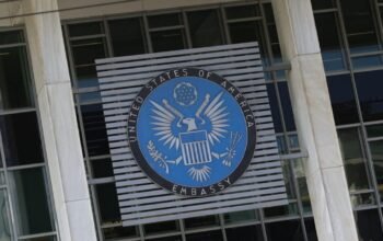 Κυβέρνηση: Περισσεύει ο λαϊκισμός στην αντιπολίτευση για την υπόθεση Γκίλφοϊλ