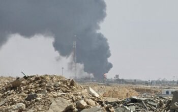 Σαουδική Αραβία: Οι Χούθι επιτέθηκαν σε αεροδρόμια, πετρελαϊκές εγκαταστάσεις και το προεδρικό μέγαρο