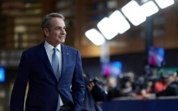Μητσοτάκης: «Δεν θα τινάξουμε τη μπάνκα στον αέρα για τις εκλογές»