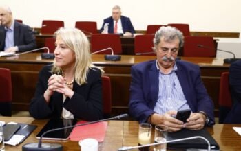 ΣΥΡΙΖΑ: O Πολάκης ζητά εκλογή ενός προέδρου, επιμένουν για συλλογική ηγεσία Δούρου και Παππάς
