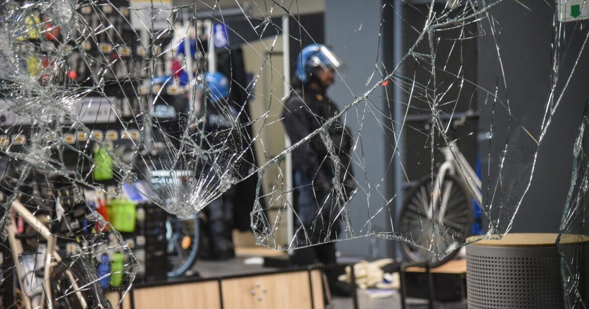 Ιταλία: Ο υπουργός Άμυνας στέλνει 500 στρατιώτες στο Μιλάνο για καταστολή των διαδηλωτών
