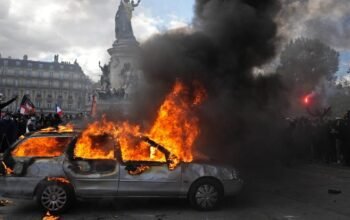 Γαλλία: Πώς οι μυστικές υπηρεσίες έχασαν τον έλεγχο της 17ης Οκτωβρίου