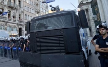 Ενωμένοι κατά των διαδηλωτών: Ο Ερντογάν στέλνει κανόνια νερού στον Ράμα